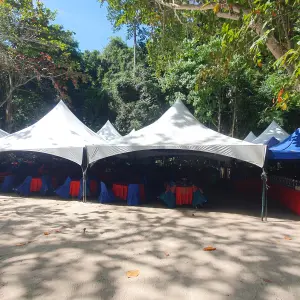 테이블 배정 및 안전사항 안내